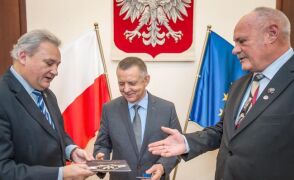 Prezes NIK odznaczony z okazji 40-lecia Konfederacji Polski Niepodległej