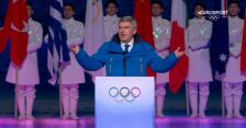 Pekin. Przemówienie prezesa MKOl Thomasa Bacha na zakończenie zimowych igrzysk 2022