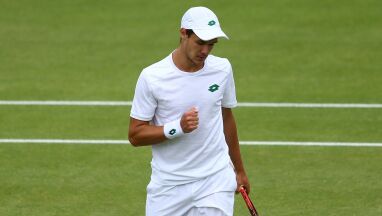 Majchrzak przebojem przeszedł pierwszą rundę kwalifikacji do Wimbledonu