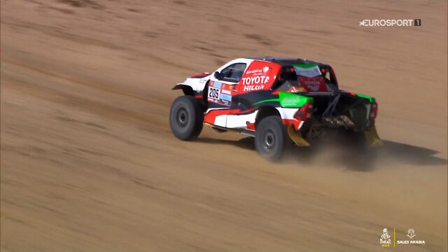 Podsumowanie rywalizacji wśród samochodów na 4. etapie Rajdu Dakar