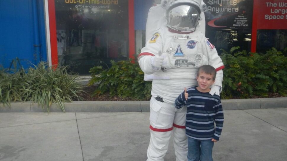 Prochy 11-latka polecą na Księżyc. "Spełniamy jego marzenie"
